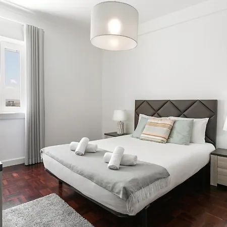 Casa Da Marginal アパート